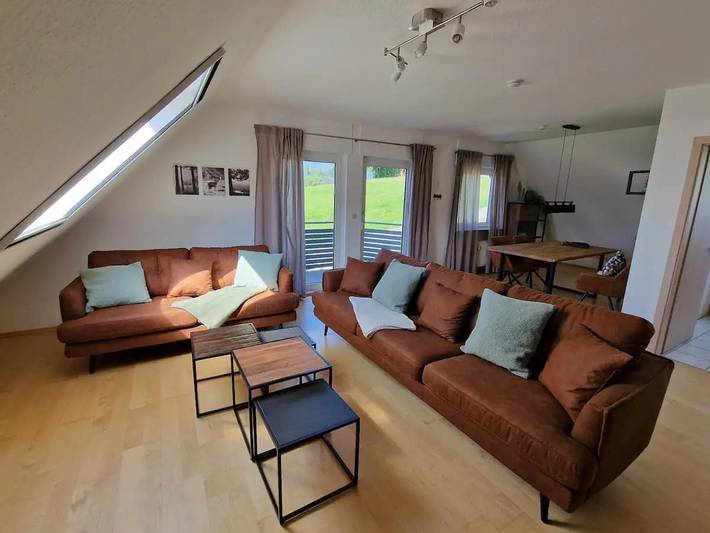 Ferienwohnung für 4 Personen, mit Balkon und Garten sowie Ausblick