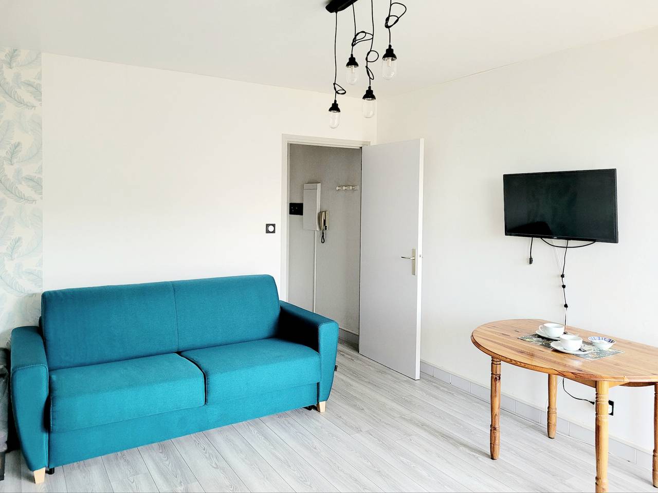 Estudio entero, Estudio renovado en la playa de Canet, cerca de servicios, ideal para 3 personas in Canet-en-Roussillon, Côte d'Améthyste