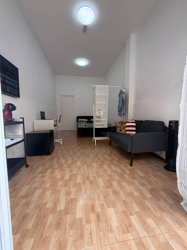 Ganze Wohnung, Ferienwohnung 'Cozy Zen Loft im Zentrum' mit WLAN in Puerto de Corralejo, La Oliva