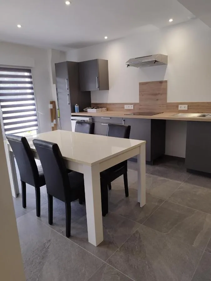 Apartamento de vacaciones para 5 personas, con terraza, Se admiten mascotas - 1