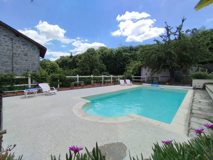 Gîte pour 15 personnes, avec balcon ainsi que jardin et piscine dans le Limousin - 3
