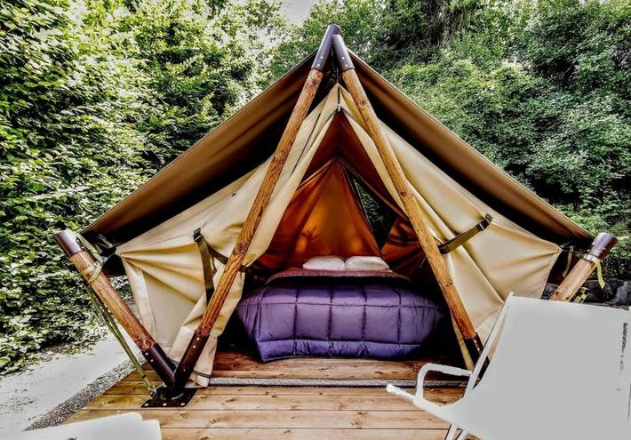 Location de vacances pour 2 personnes, avec Terrasse ainsi que Jardin et Vue à Saint-Michel-de-Maurienne