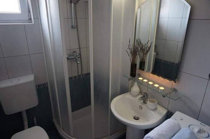 Appartamento intero, Villa Adria I, Apartment A3, with 2 swimming pools in Pag Città, Pag