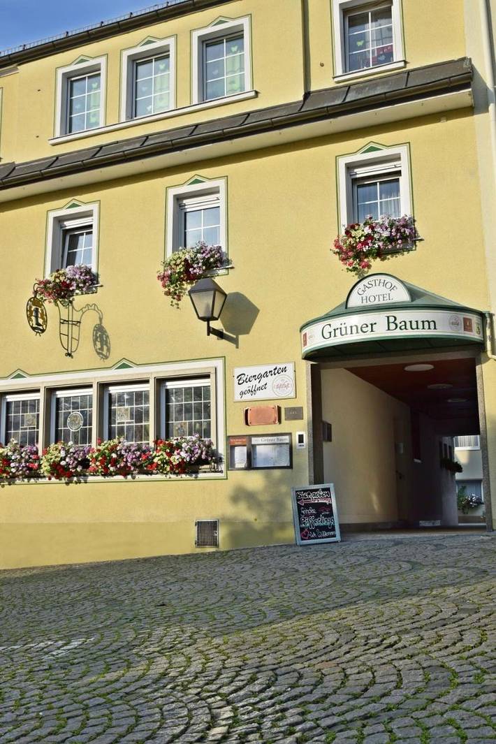 Hotel für 4 Personen, mit Terrasse und Sauna in Naila