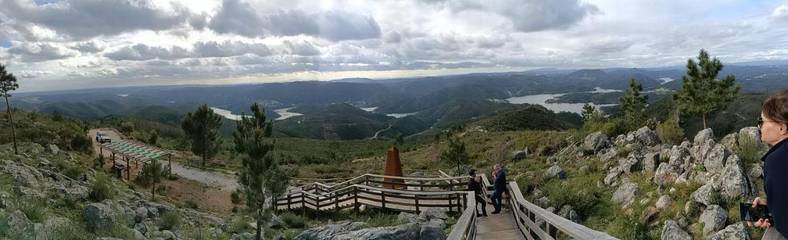 Gîte pour 6 personnes, avec balcon et vue à Vila de Rei