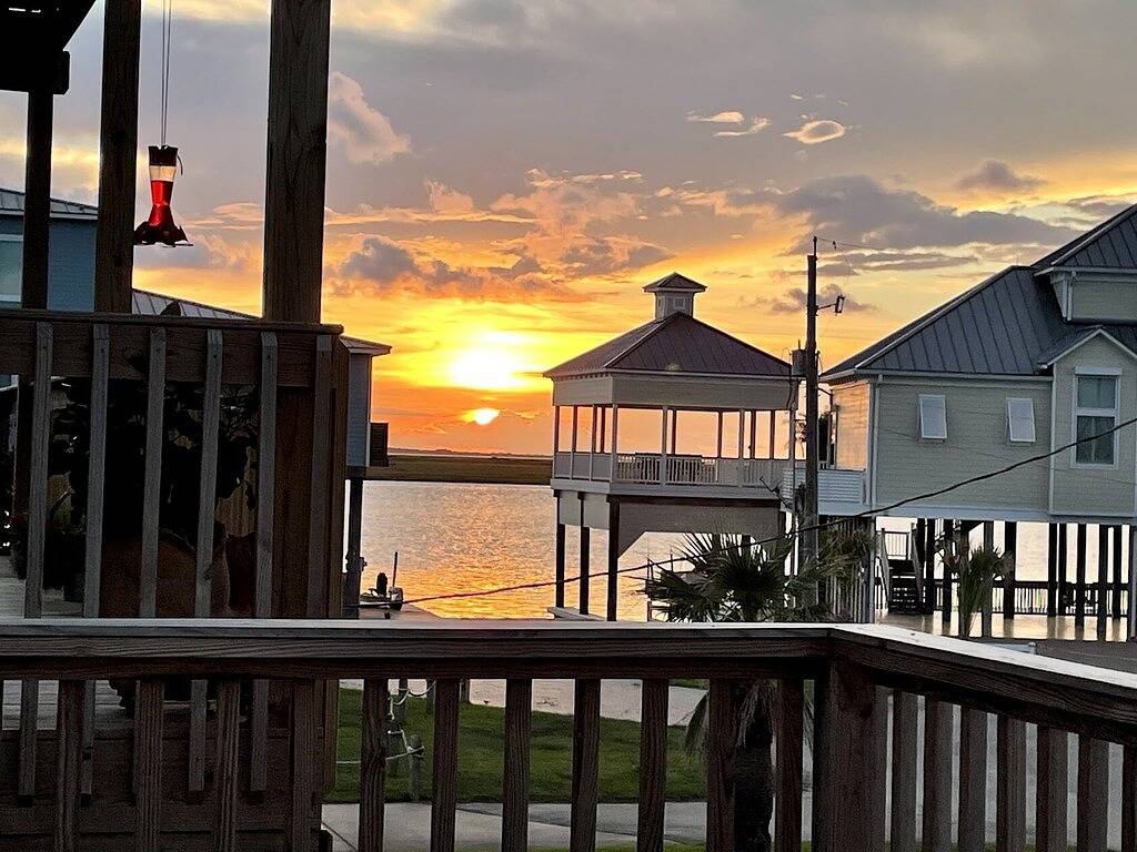 Waterfront Canal Bay & Beach Home with Fishing, Boat Dock, Tiki Bar & More! in Brazoria County