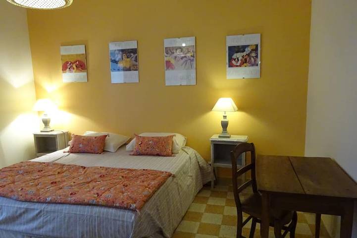 Location de vacances pour 4 personnes, avec terrasse et jardin, animaux acceptés à Saint-Michel-d'Euzet - 2