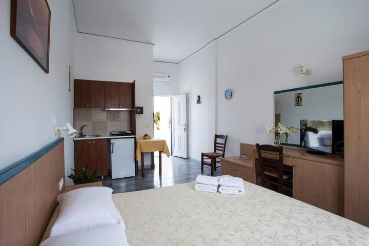 Gîte pour 2 personnes, avec vue et balcon à Perissa - 4