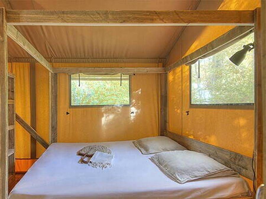 Camping Orbetello  - Tenda in tela e legno 5 persone - Tenda Safari | 2 Camere da letto | 4/5 Pers. in Orbetello, Provincia di Grosseto