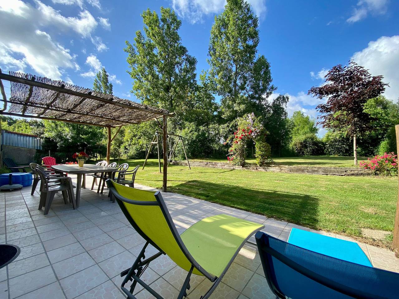 Gîte de campagne avec jardin clos, 3 chambres, terrasse, basse-cour, et terrain de pétanque in Frossay, Vallée de la Loire