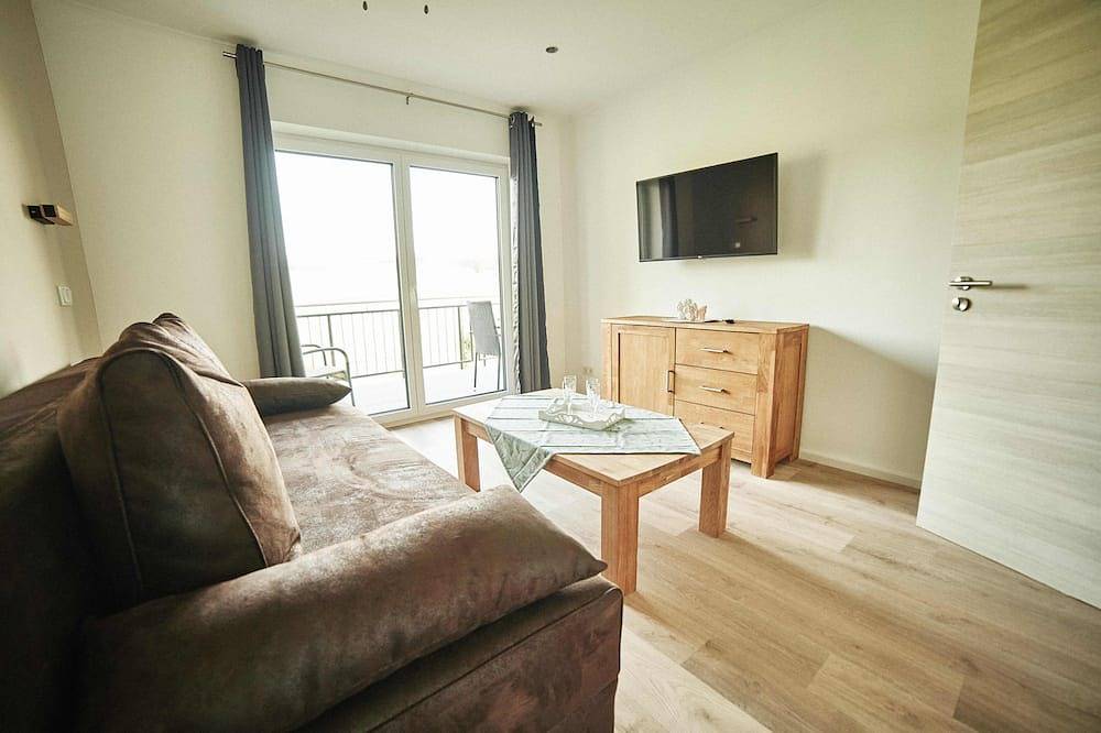 Entire apartment, Vacation apartment at the Winzerhof with a view of the vineyards. in Stadecken-Elsheim, Rhinehesse region