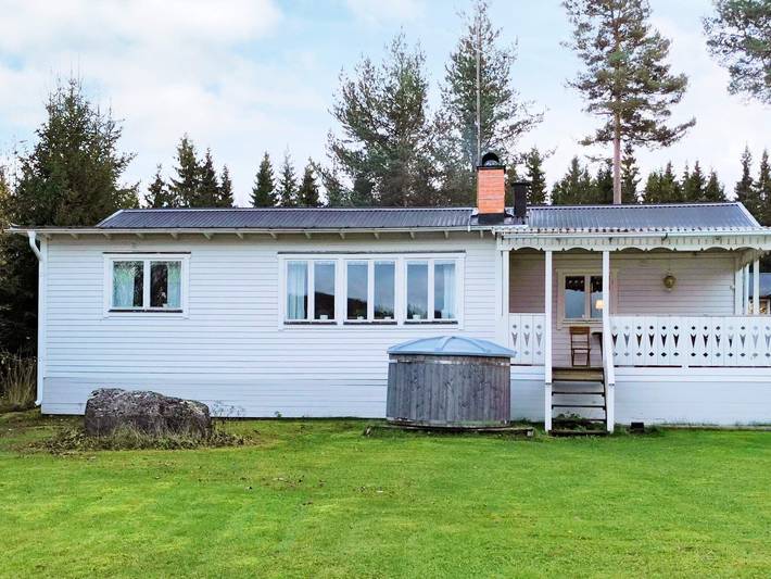 Ferienhaus für 6 Personen, mit Terrasse und Seeblick in Nordschweden