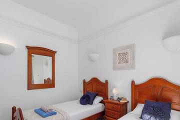 Villa for 4 People in Playa Blanca, Yaiza, Photo 4