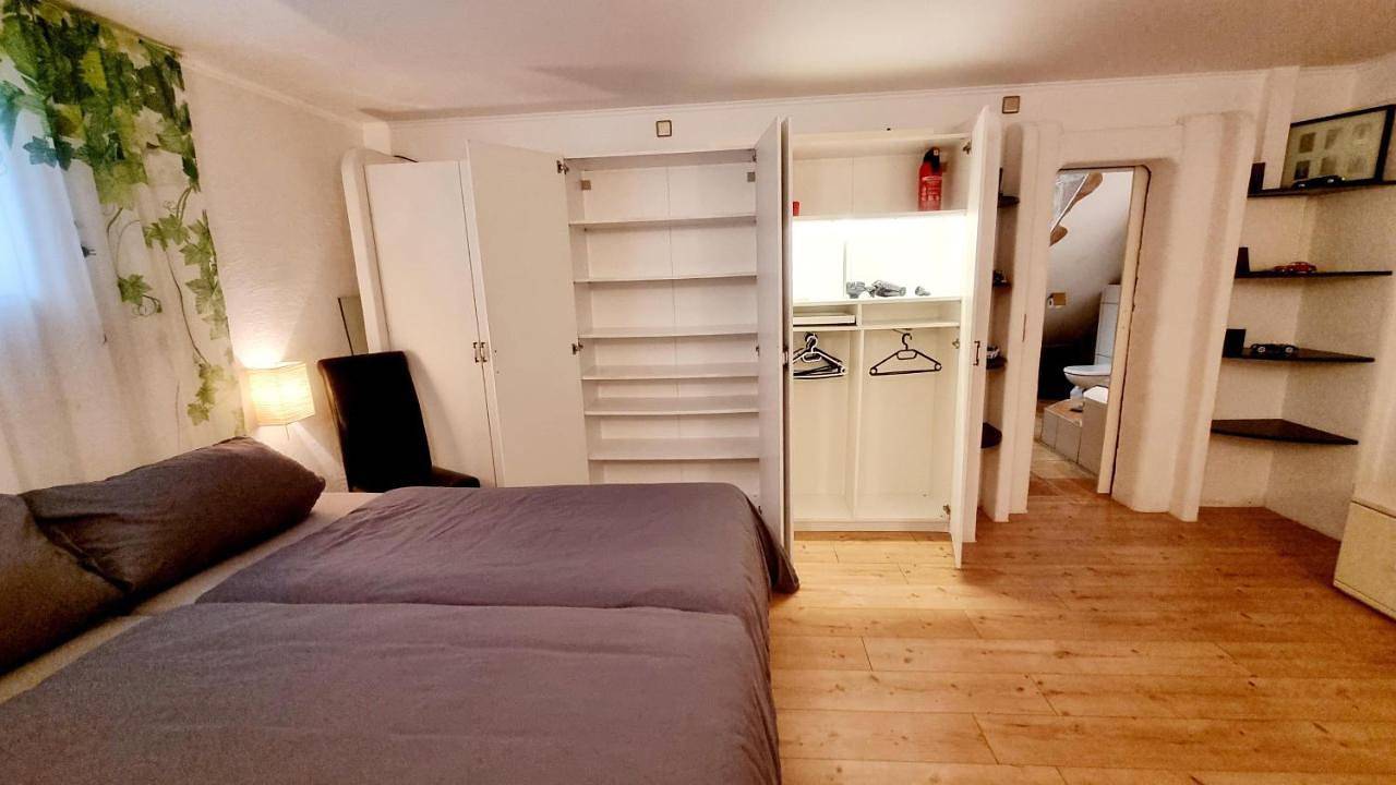 Ganze Wohnung, Two-Bedroom Apartment in Laichingen, Laichingen Region