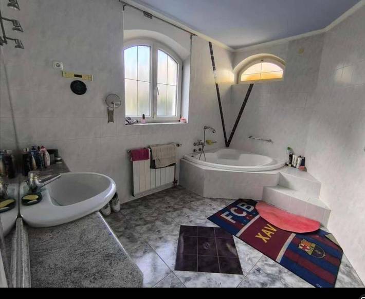 Villa pour 10 personnes, avec jacuzzi et balcon à Budapest - 4