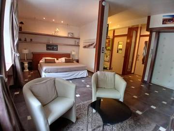 Gîte pour 2 personnes, avec vue dans Théâtre antique d'Orange