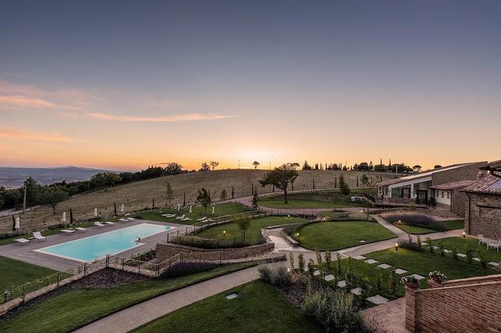 Agriturismo para 29 personas, con sauna además de jardín y jacuzzi - 1