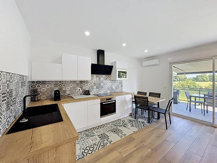 Gîte pour 6 personnes, avec Terrasse à Chavanoz - 2