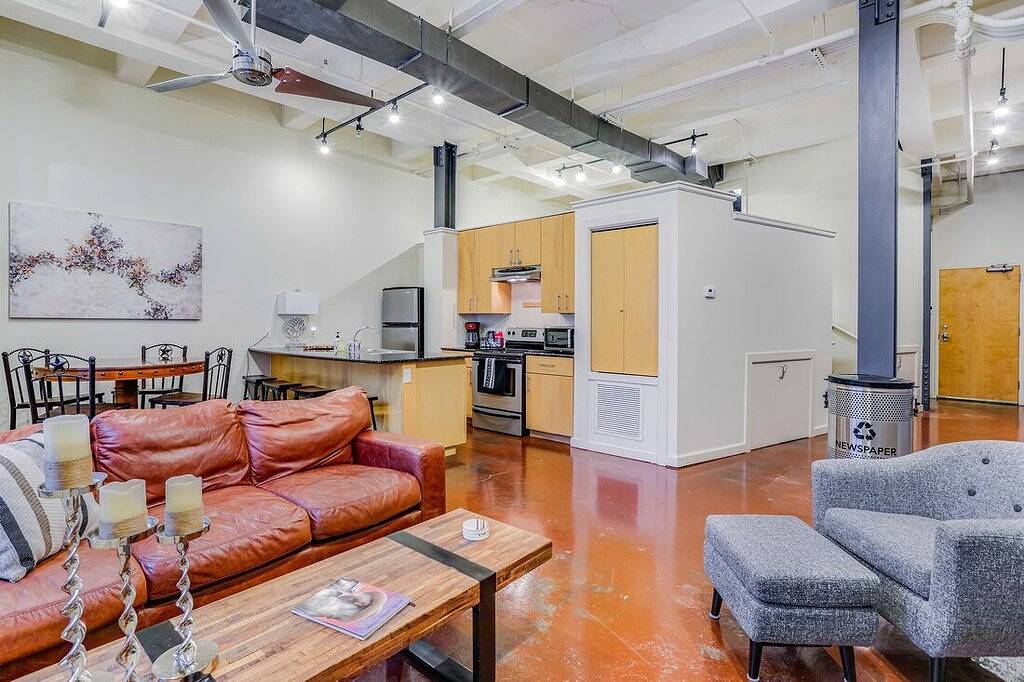 Ganze Wohnung, One Bedroom Industrial Loft in Downtown Fort Worth in Fort Worth, Tarrant County
