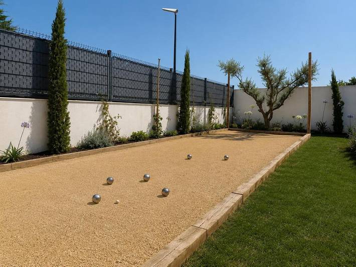 Location de vacances pour 8 personnes, avec jardin ainsi que piscine et terrasse à Mas-Blanc-des-Alpilles - 3
