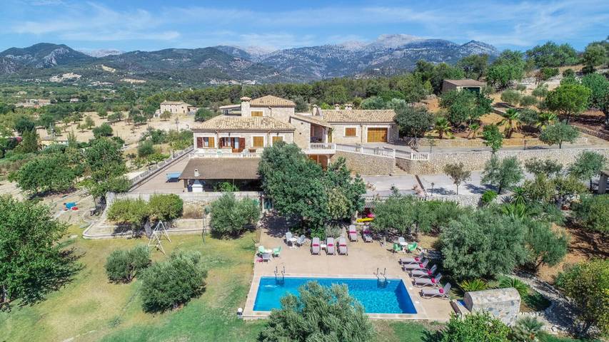 Casa de vacaciones para 8 personas, con Balcón y Jardín en Inca