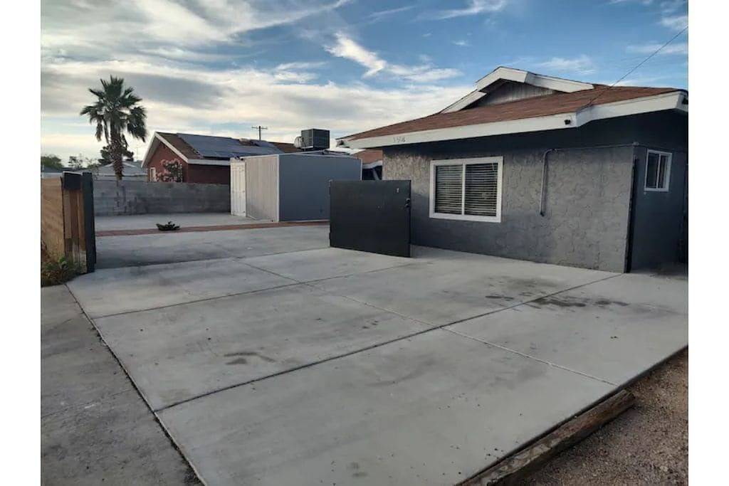 Ganze Wohnung, Modern Studio Designed for Extended Stays - Private Bath, Kitchen, Entrance in Las Vegas, Nevada