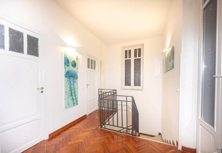 Villa für 8 Personen, mit Whirlpool und Garten in Palermo - 4