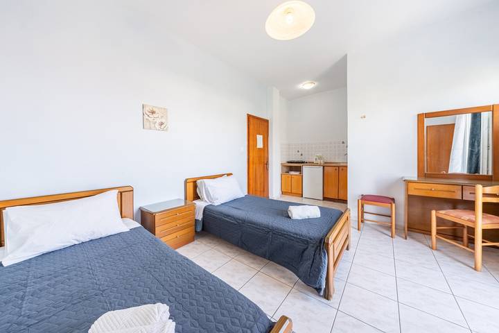 Studio für 2 Personen, mit Garten