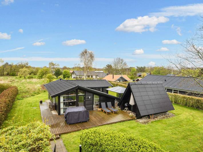 Ferienhaus für 6 Personen, mit Terrasse und Garten