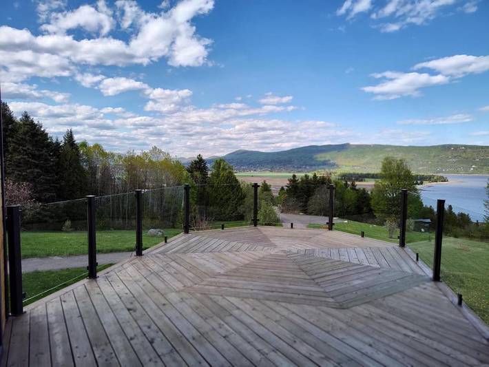 Gîte pour 8 personnes, avec vue ainsi que jardin et vue sur le lac dans Baie-Saint-Paul - 3