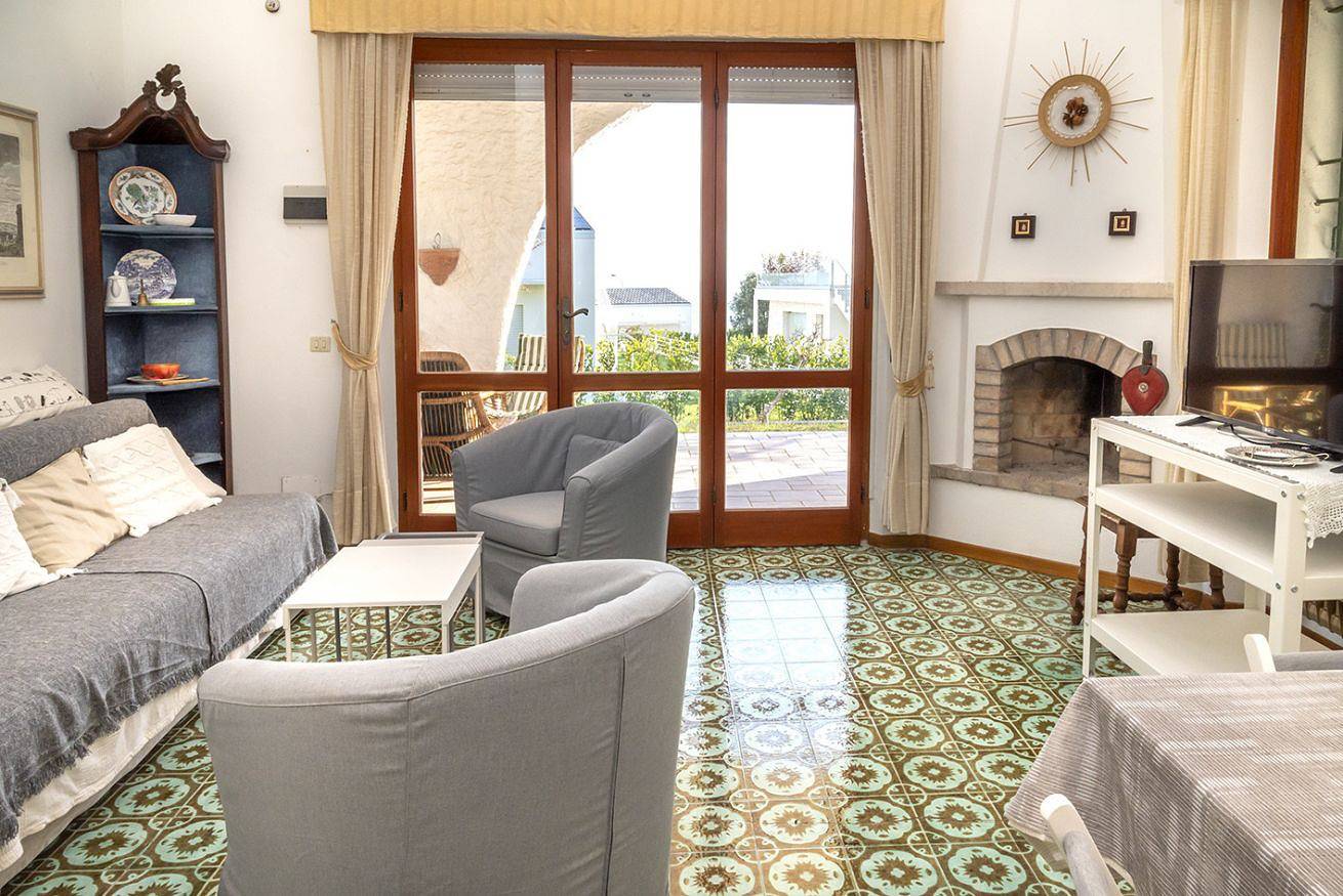 Entire apartment, N272 - Numana, wonderful villa with garden and sea view in Numana, Riviera del Conero