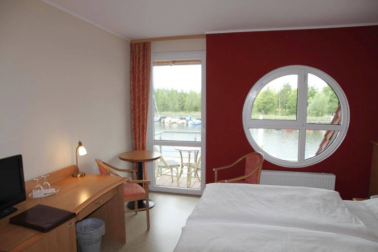 Hotel zur Brücke in Wieck (Greifswald), Greifswald