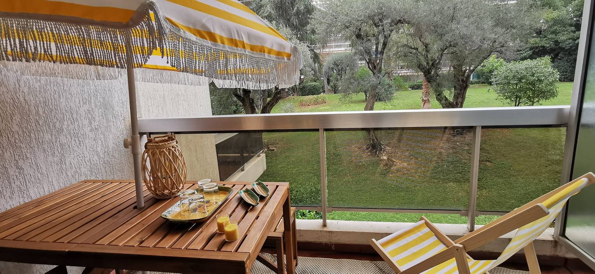 Appartement entier, Appartement « Cosy à Antibes-Piscine » avec piscine partagée, Wi-Fi et climatisation in Antibes, Côte méditerranéenne (France)