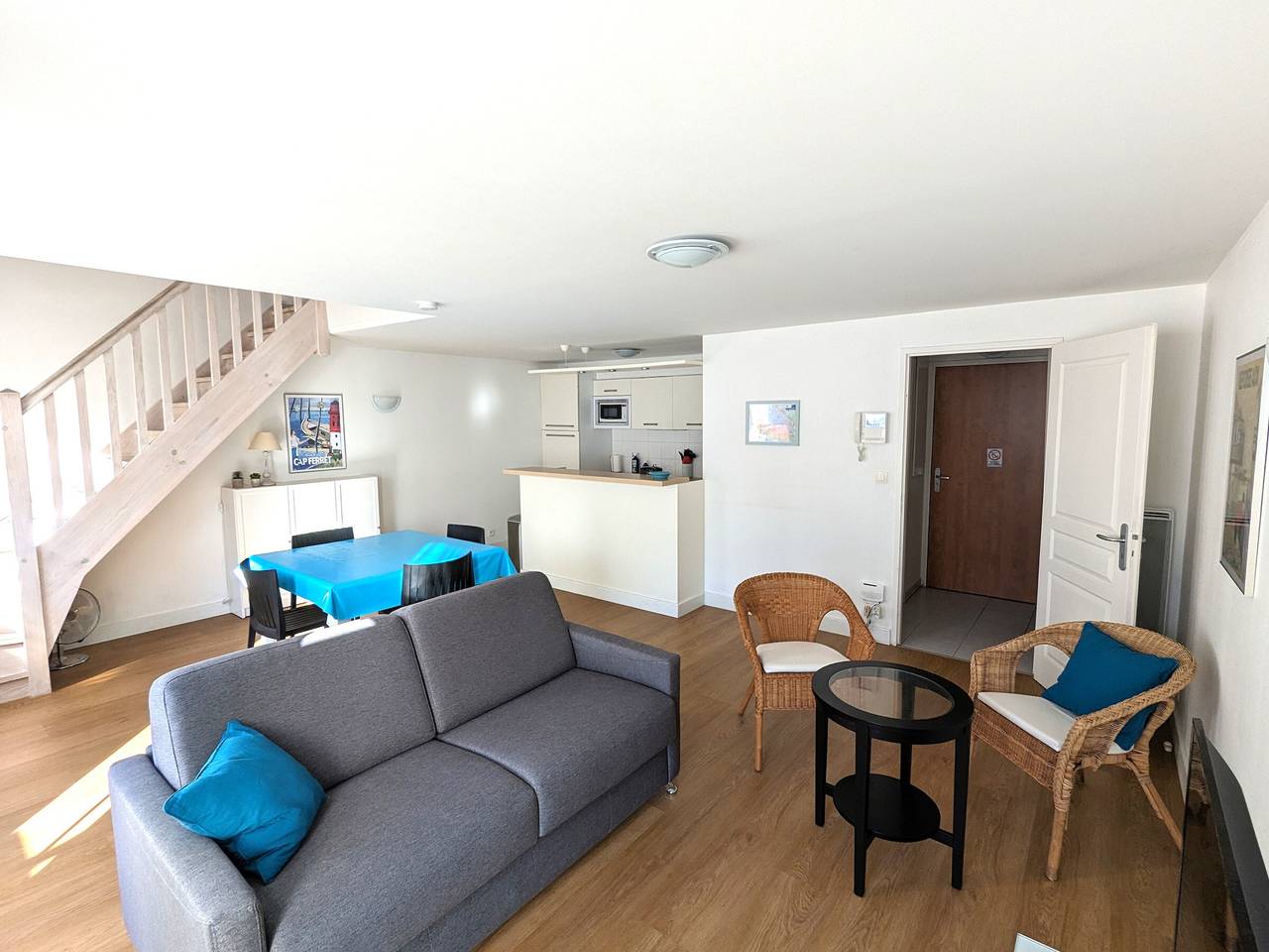 Appartement entier, Duplex T3 lumineux avec balcon, parking et Wifi à Arcachon in Arcachon, Région d'Arcachon