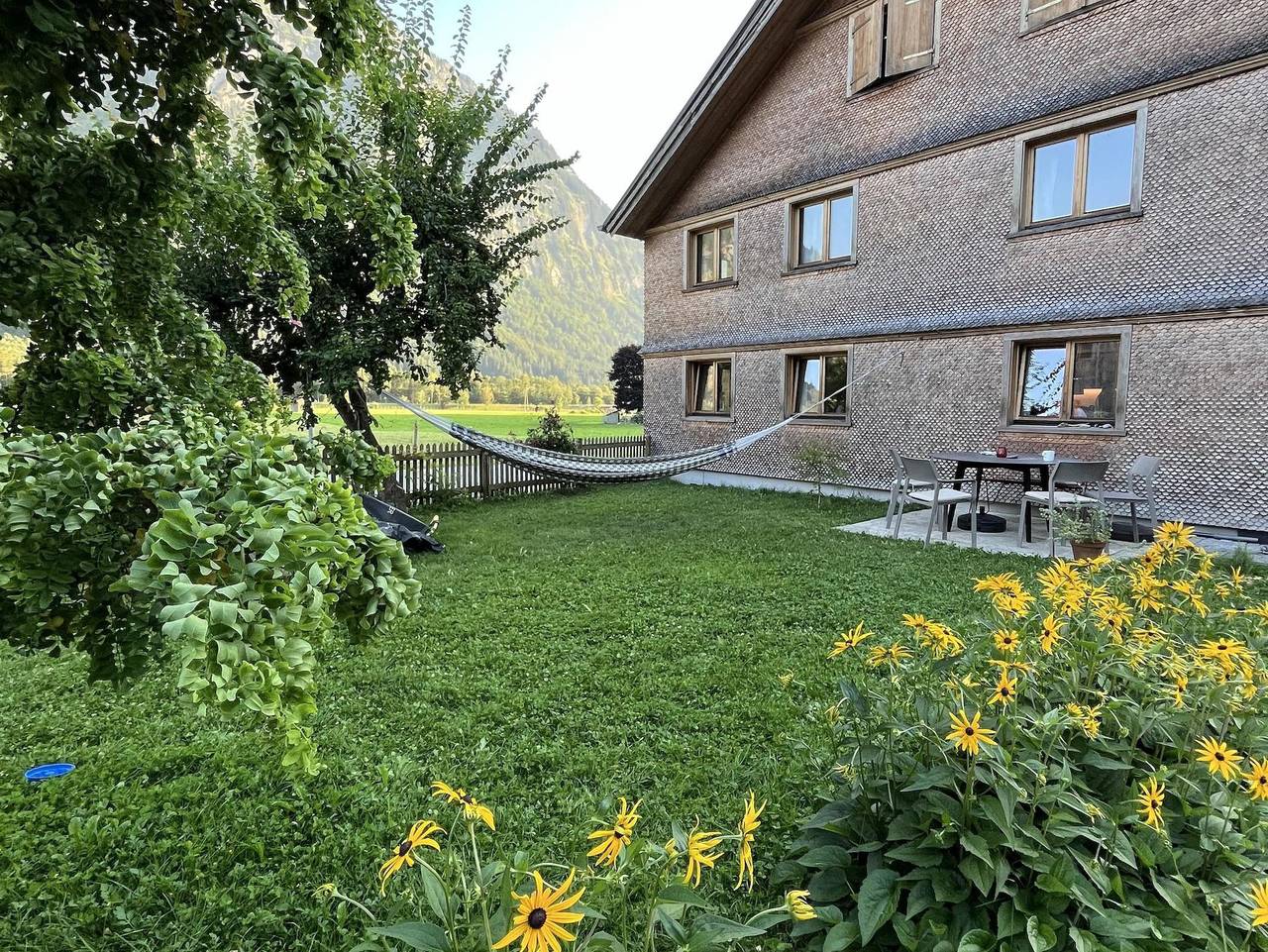 Ganze Ferienwohnung, Carpenters House - Appartement/Fewo, Dusche und Bad, Wc in Schnepfau, Bregenzerwald