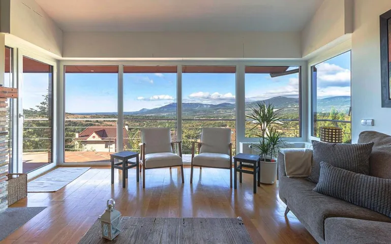Casa de vacaciones para 6 personas, con jardín además de piscina y vistas - 1