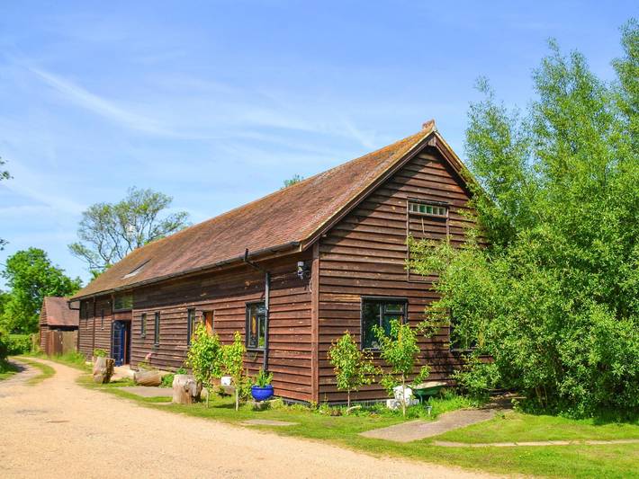 Casa rural para 18 personas, con jardín - 1