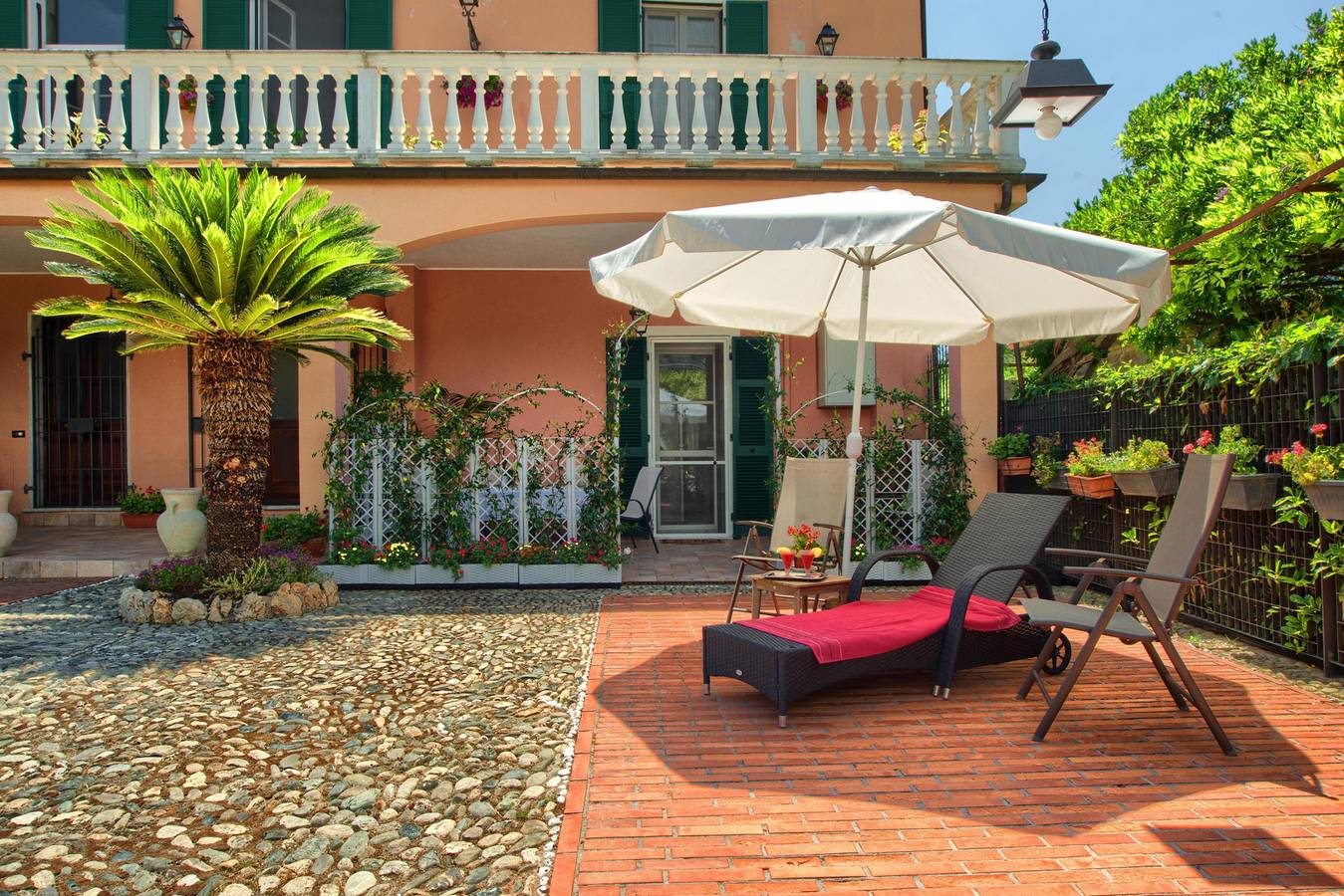 Apartamento entero, Apartamento de vacaciones para 4 personas con balcón/terraza in San Remo, Sanremo Municipio