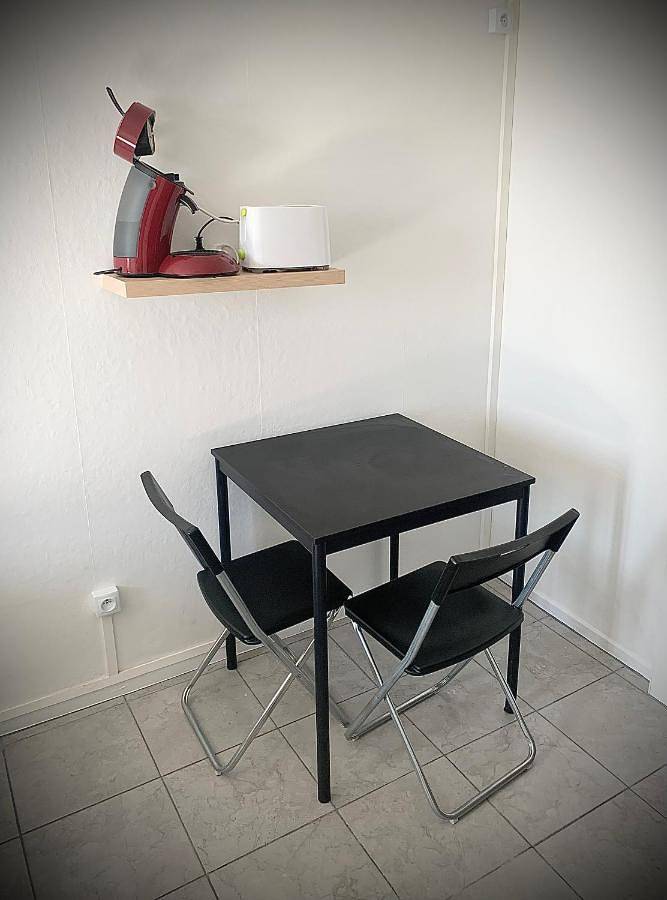 Gîte pour 2 personnes, avec balcon à Bron - 3