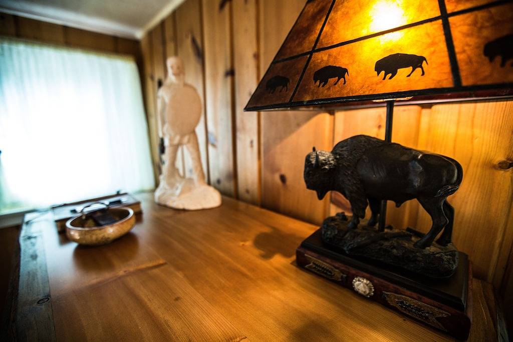 Hemingways gemütliche rustikale Hütte 5 min. von Cody in Cody (WY), Absaroka Range