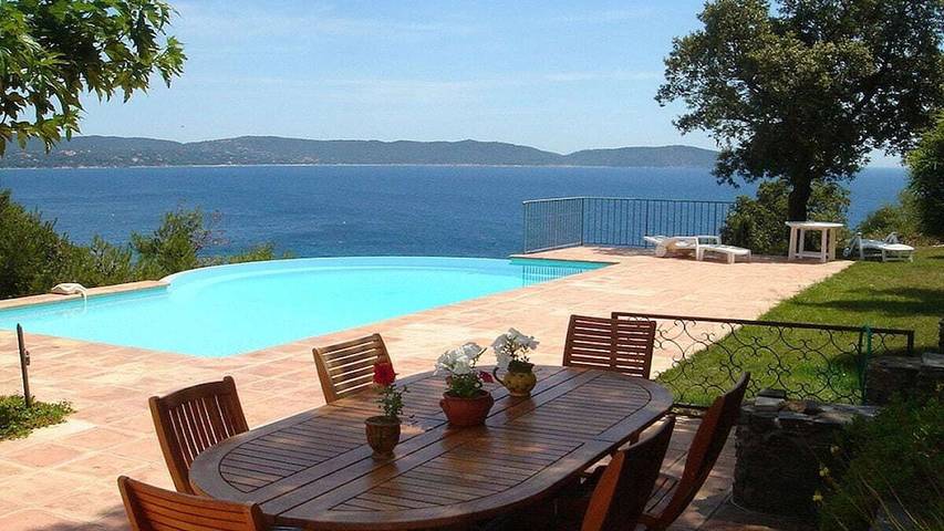 Villa pour 10 personnes, avec piscine et jardin à Cavalaire-sur-Mer