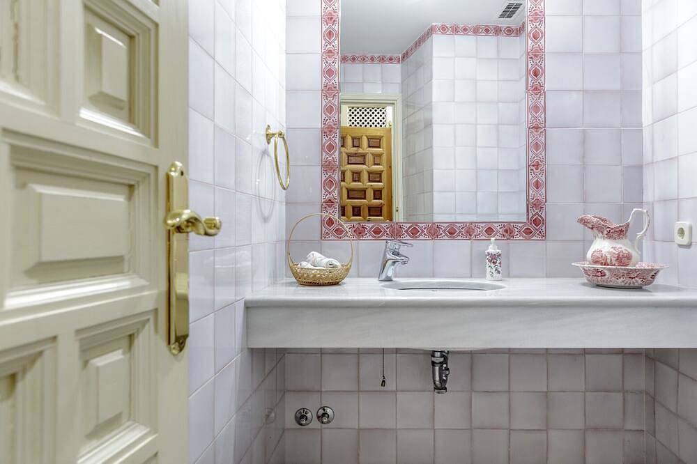 Entire apartment, Elegant town house in the best area of Seville in Casco Antiguo, Sevilla