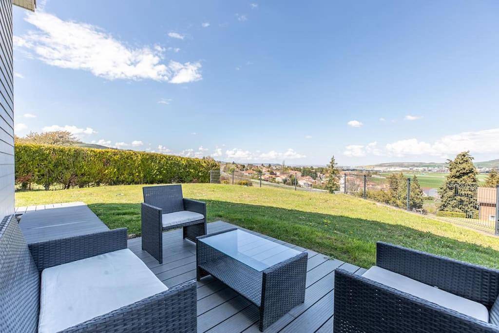 Three-Bedroom House in La Roche-Blanche, Région de Clermont-Ferrand