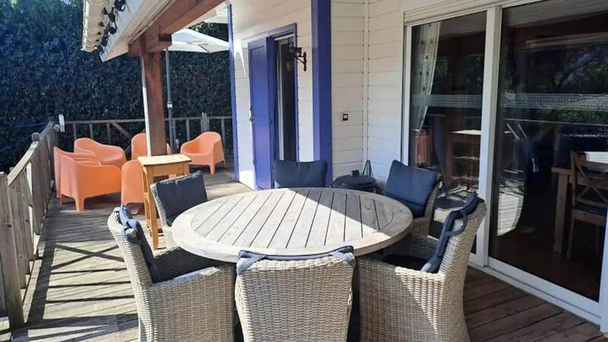 Chalet pour 7 personnes, avec Terrasse ainsi que Jardin et Piscine à Gassin - 2