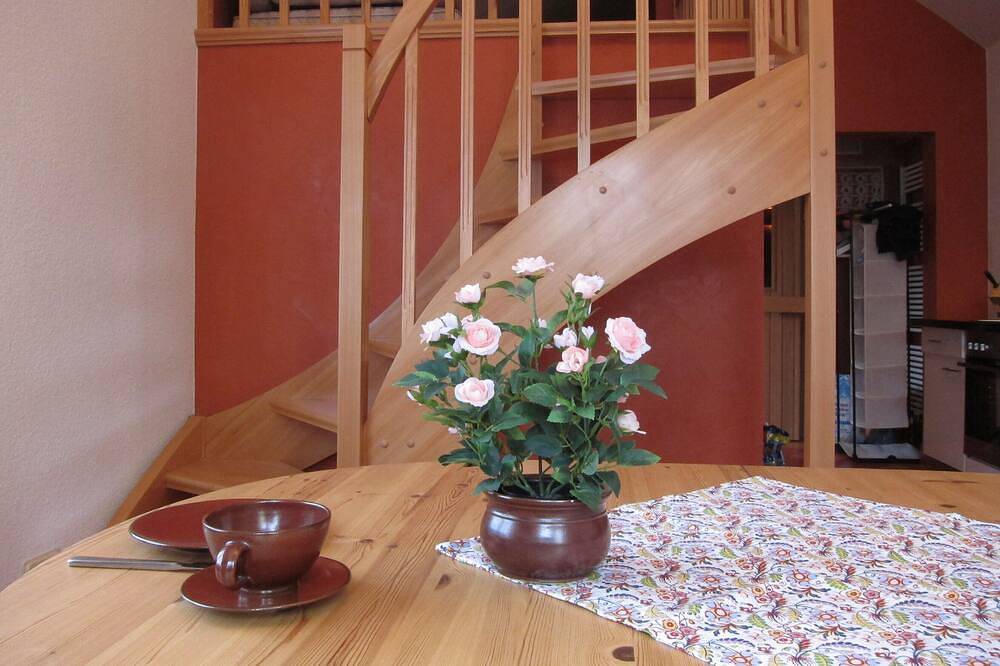 Kleines Ferienhaus 2 Erwachsene und bis 3 Kinder  - De Schwitzbamb - Haus Vineta in Klein Zicker, Mönchgut