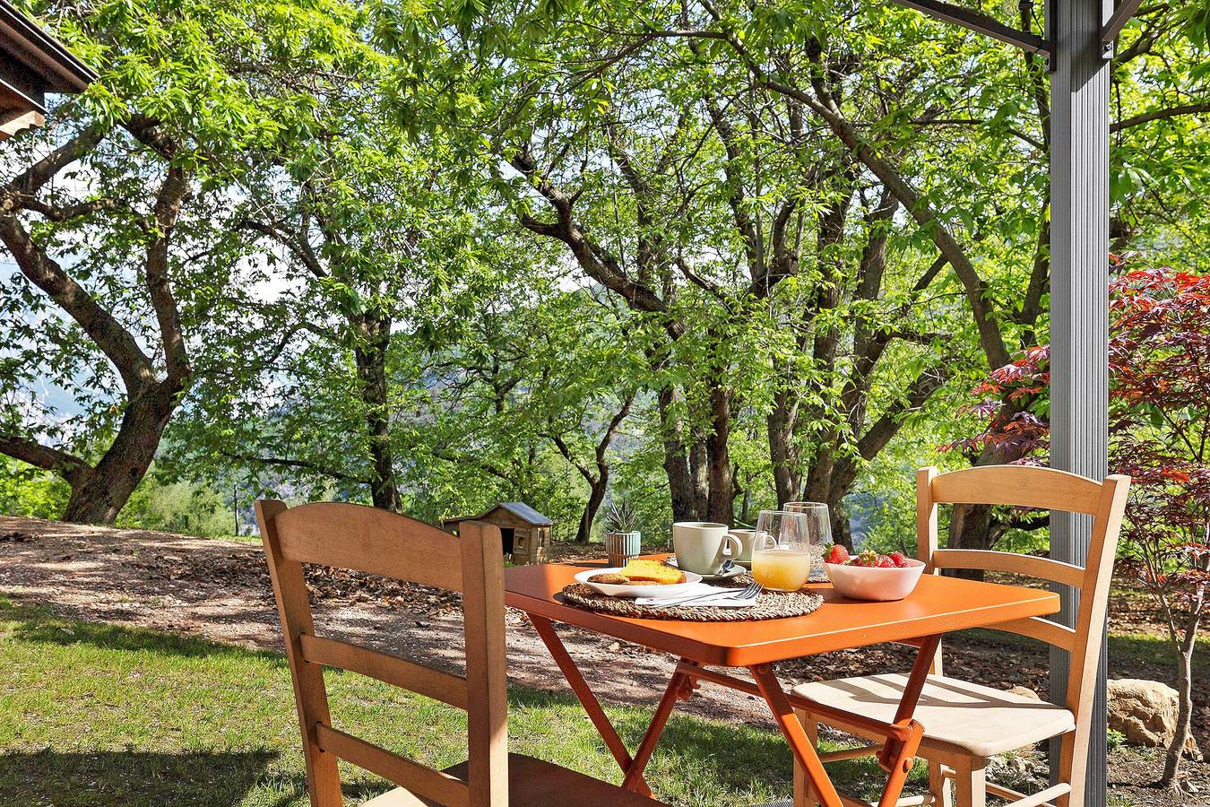 B&B I Maroneri - Camera Ciliegio con Vista Montagna in Drena, Prealpi Gardesane
