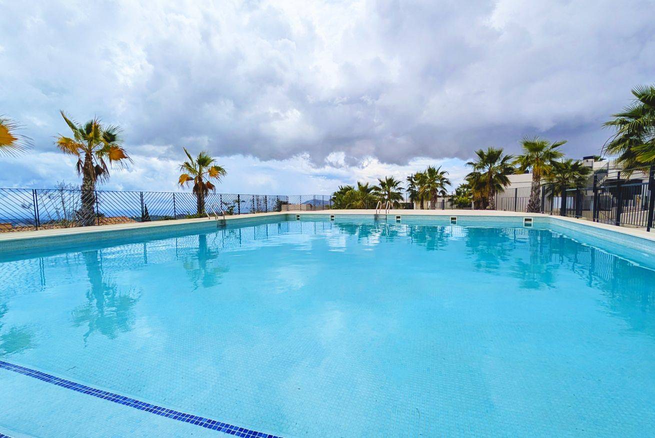 Appartement entier, Appartement de vacances pour 6 personnes avec balcon in Polop, Costa Blanca