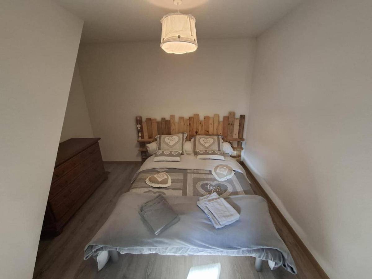 Four-Bedroom House in Fresse, Haute-Saône