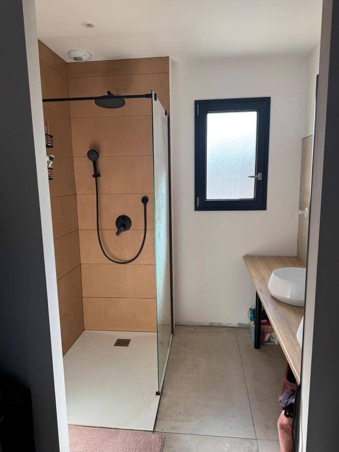 Chambre d’hôte pour 4 personnes, avec vue et jardin, adapté aux familles à Changé - 3