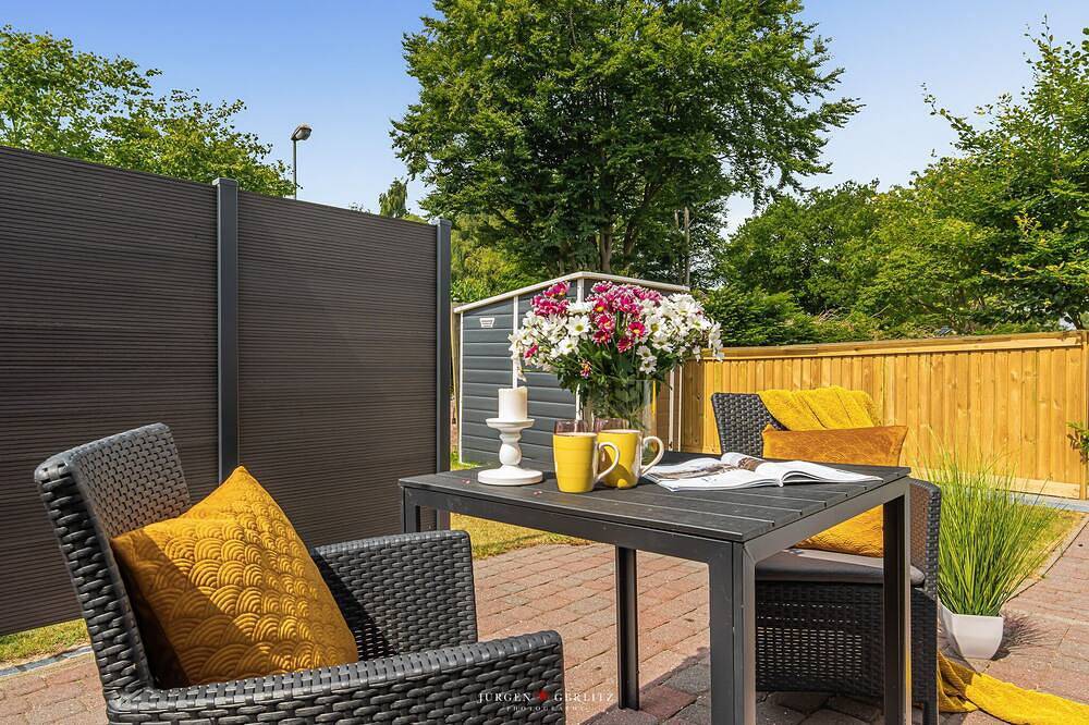 Ganze Wohnung, Lütte Deern - Terrasse, Gartenmöbel, Pkw-Stellplatz, Dusche, Waschmaschine, Tv in Glücksburg, Flensburger Förde